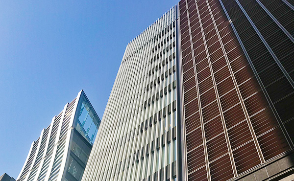 写真:Headquarters